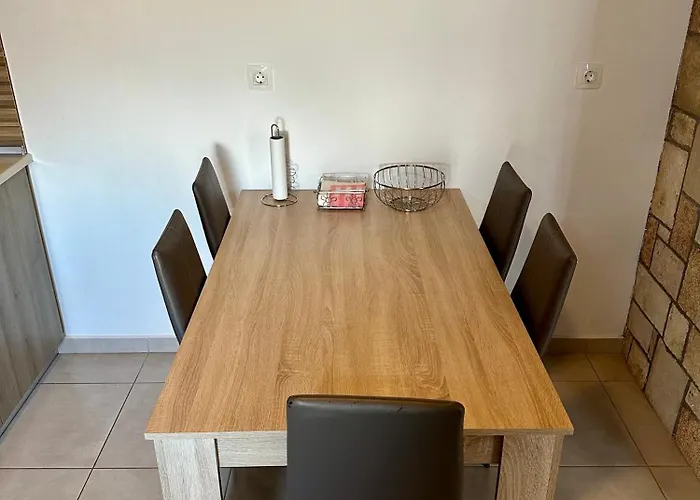 Stone House Retreat Tatil Evi *
